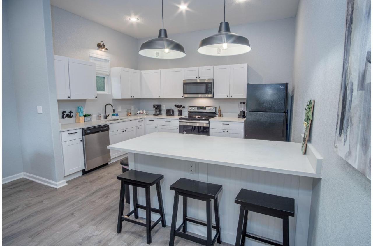 Cozy And Lovely 2Br 2Ba Apt#A Near Lively Downtown サンアントニオ エクステリア 写真