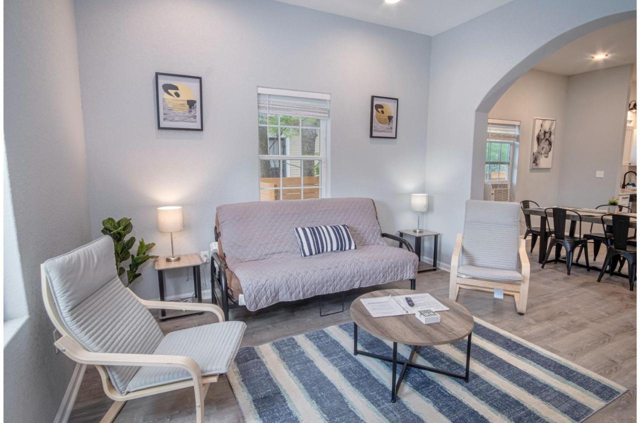 Cozy And Lovely 2Br 2Ba Apt#A Near Lively Downtown サンアントニオ エクステリア 写真