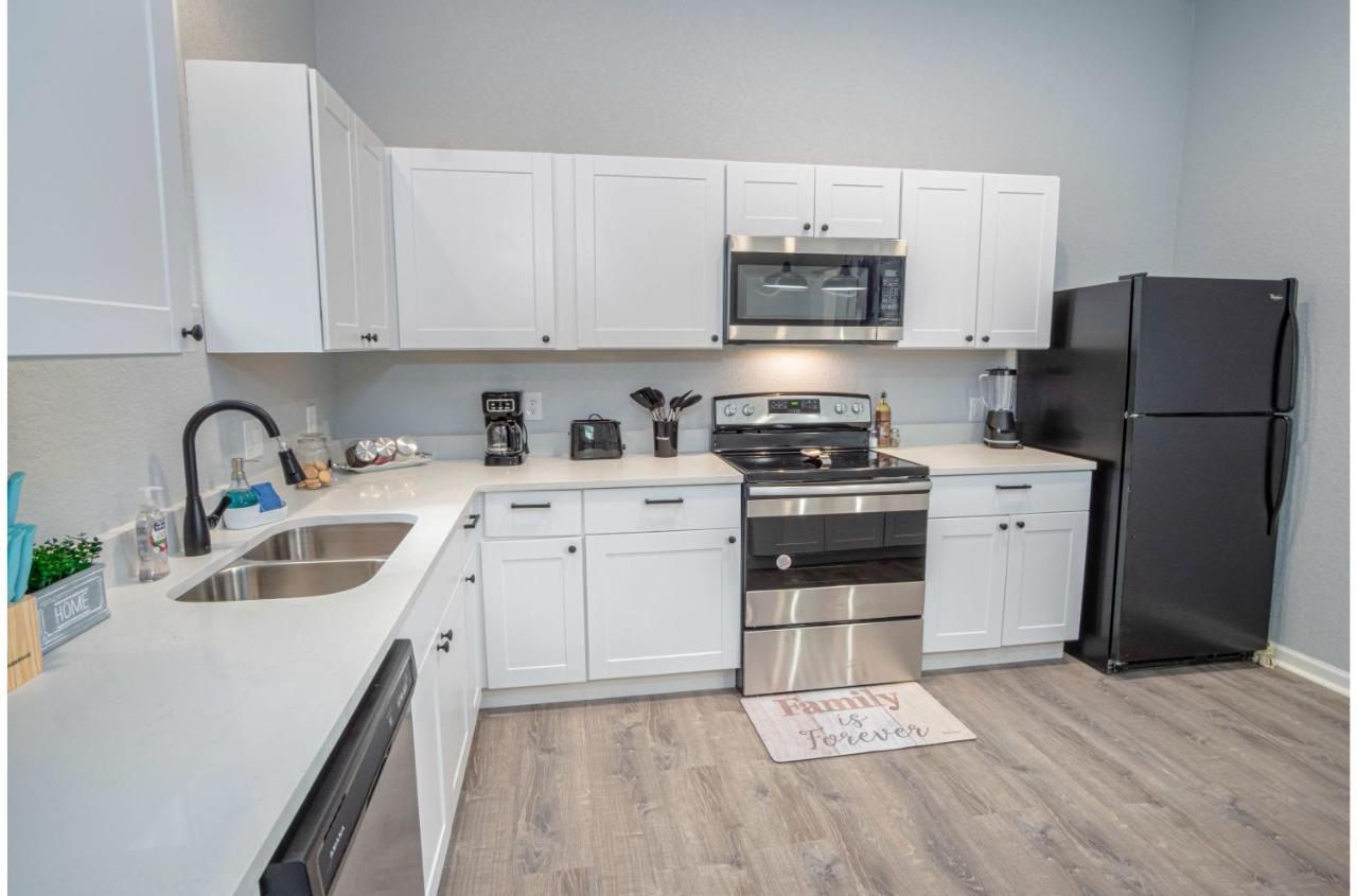 Cozy And Lovely 2Br 2Ba Apt#A Near Lively Downtown サンアントニオ エクステリア 写真