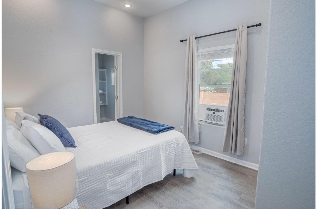 Cozy And Lovely 2Br 2Ba Apt#A Near Lively Downtown サンアントニオ エクステリア 写真